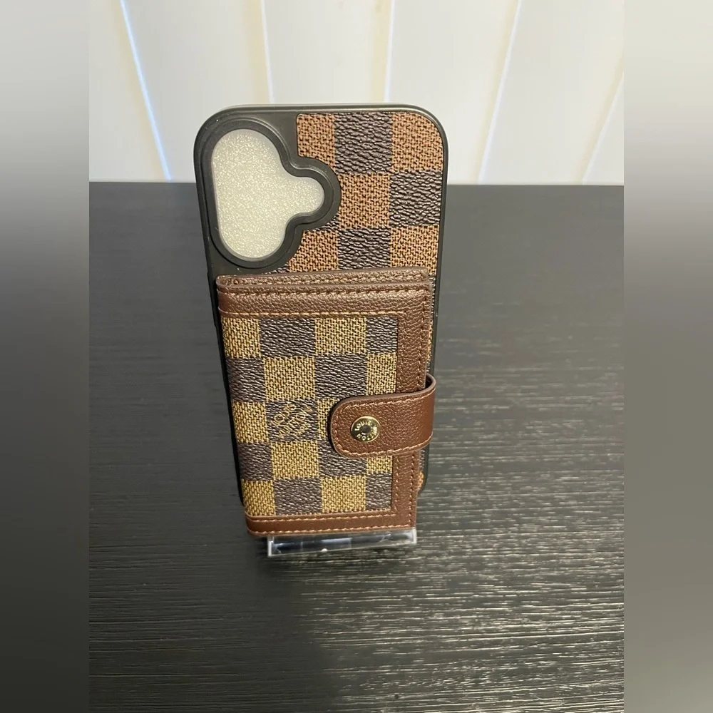 iPhone 16 wallet/ card holder Checkered Brown Phone Case with Card Holder